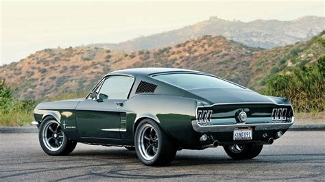 FORD MUSTANG 1967 Fastback - YouTube