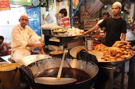 Top 10 Famous Places to Find Food in Chandni Chowk - HubPages