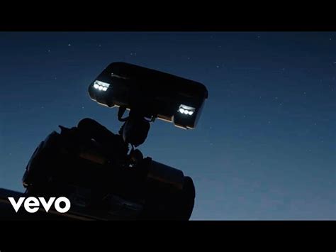 Harry Styles lança clipe de “Satellite“, música nova de álbum lançado ano passado | CNN Brasil