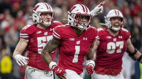 How To Watch Wisconsin Badgers Football | CitizenSide