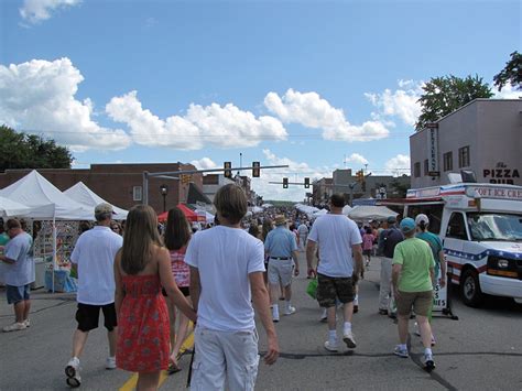 Pets To Posies: Lakefest - Clarksville, Virginia