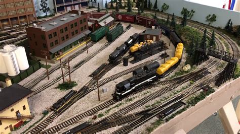 Model railroad 4x8 HO 3 track layout - YouTube