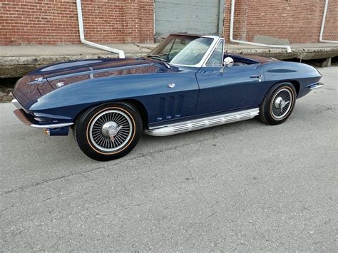 Laguna Blue 1966 Chevrolet Corvette