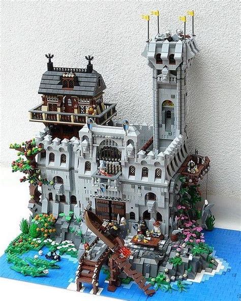 LEGO MOC “Medieval Castle” Photo by: monstrophonic via flickr . . . # ...