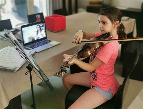 Violin Lessons Live Online - Music Lessons Anywhere