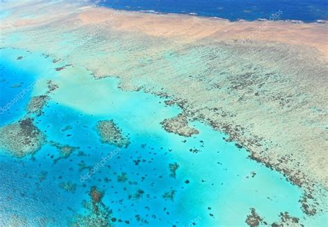 Great Barrier Reef aerial view Stock Photo by ©ohmaymay 51790677