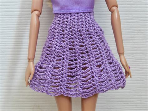 The Life of a Country Kid: Barbie Skirt Pattern