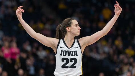 Caitlin Clark makes history while leading Iowa to Big Ten Tournament ...