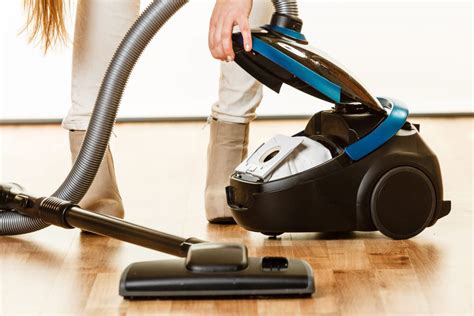 7 Best Bagged Vacuum Cleaners For Allergy Sufferers in 2022