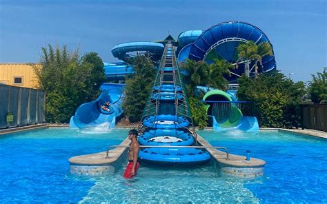 Everything You Need to Know About Aquatica Orlando