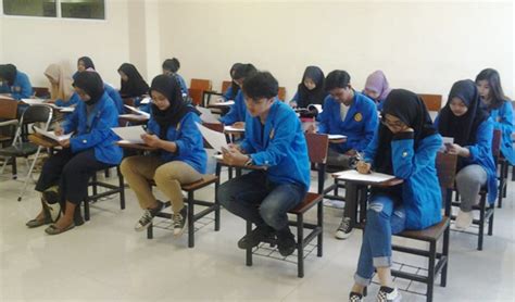 Mahasiswa Sekretari Optimisme hadapi UAS – ADMINISTRASI PERKANTORAN D-III