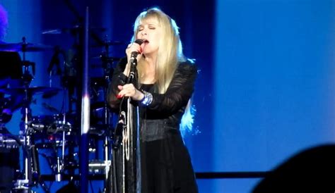 Fleetwood Mac News: 3 Shows Wrap-Up: STEVIE NICKS Live - Boston ...