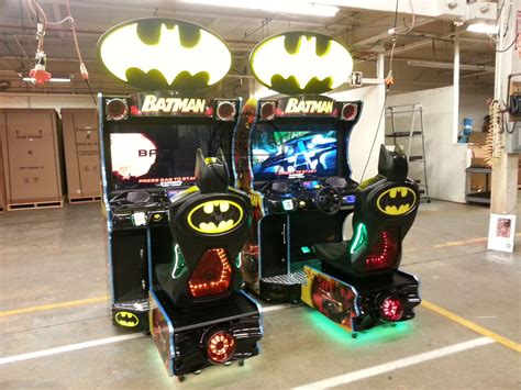 First Pic of Raw Thrills' BATMAN Arcade Cabinet - Arcade Heroes Batman Arkham Series, Batman ...