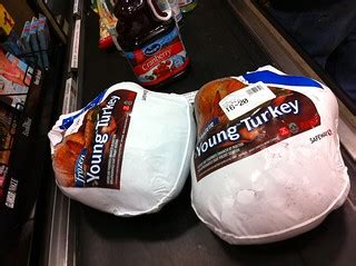 Safeway Sale on Turkeys | 16-20 lbs turkeys go for $8.77 eac… | Flickr