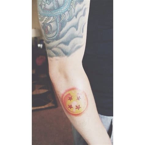 Dragon Ball Z Tattoo 4 star ball : dbz