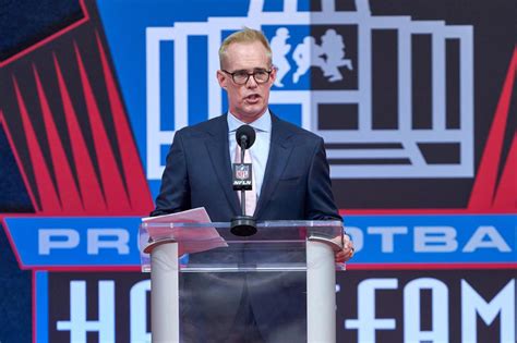 Joe Buck net worth, sportscasting career, family and lifestyle ...