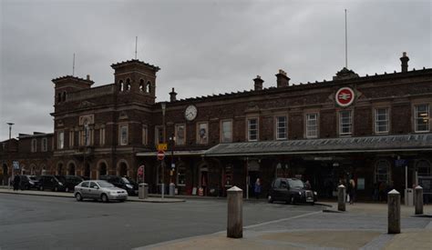 Chester Railway Station © habiloid cc-by-sa/2.0 :: Geograph Britain and ...