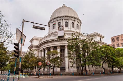 The Concrete Paparazzi: The Black Hole of Calcutta