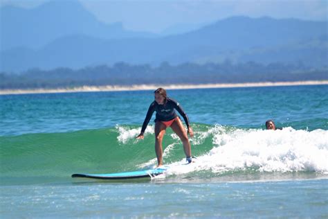 1 Day Surf Course in Byron Bay Australia | 3.5 Hour Surf Lesson | Stand Up Or Come Again For ...