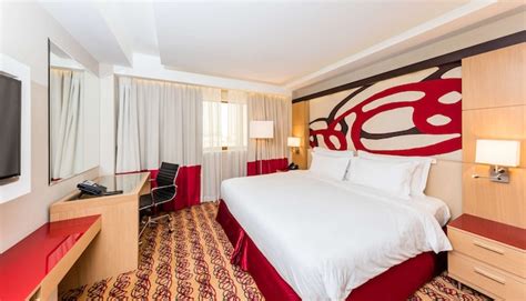 Hotel Rooms and Suites in Doha City Center | Radisson Blu