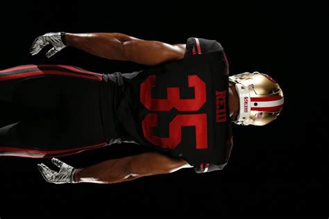 49ers officially unveil black, red and gold alternate uniform for 2015 ...