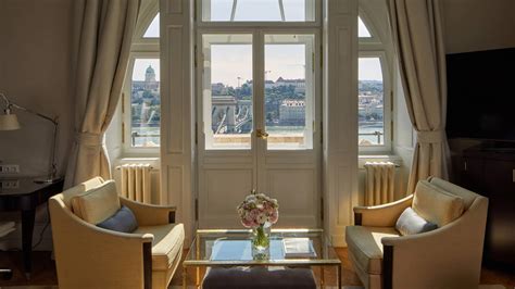 River-View Park Suite | Budapest Luxury Hotels | Four Seasons Hotel Budapest