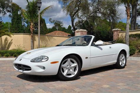 1998 JAGUAR XK8 CONVERTIBLE