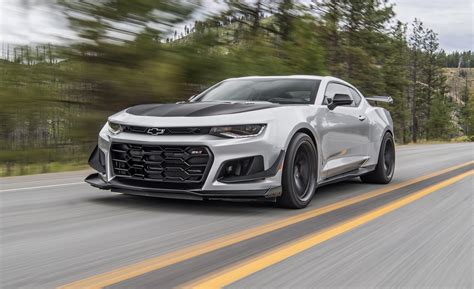 Men's Corner: 2018 Chevrolet Camaro ZL1 1LE