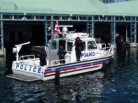 Police boat on patrol in Toronto's harbour Police Box, Police Station, Police Cars, Police ...