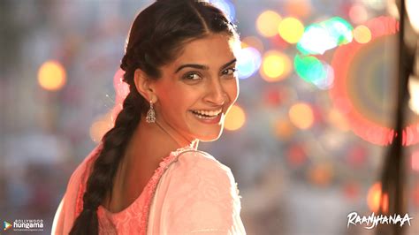 Raanjhanaa 2013 Wallpapers | raanjhanaa-7 - Bollywood Hungama