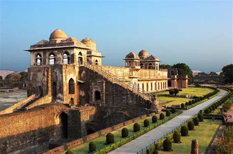 Mandu Pictures | Download Free Images on Unsplash