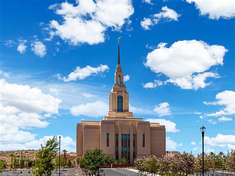 Red Cliffs Utah Temple | K. Bradley Washburn Art & Design