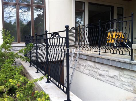 Hire Wrought Iron Railing Repair Service in Toronto and GTA