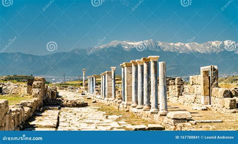 Laodicea on the Lycus, an Archaeological Site in Western Turkey Stock Image - Image of ...