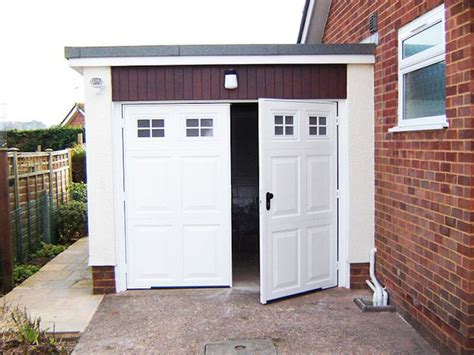 Side-hinged Garage Doors | Best Material for My Garage Door