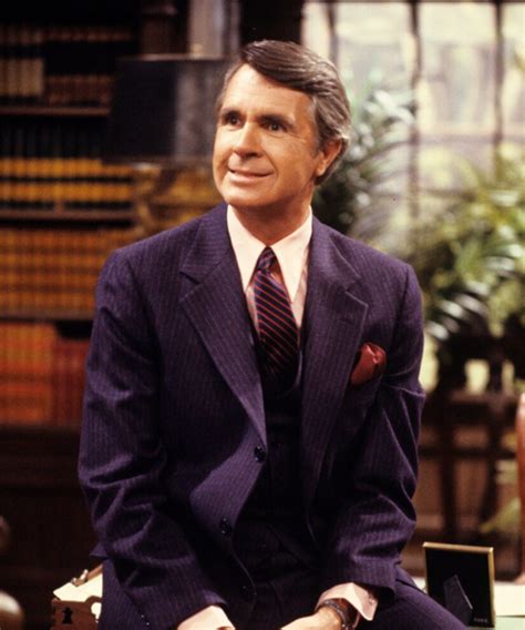 ‘Benson’ Actor James Noble Dead at 94