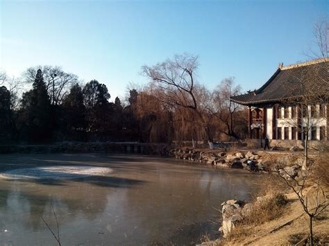 Beijing University Campus Walk | Visions of Travel