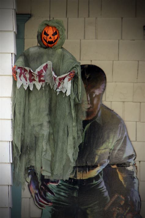 Death Halloween Decoration Free Stock Photo - Public Domain Pictures
