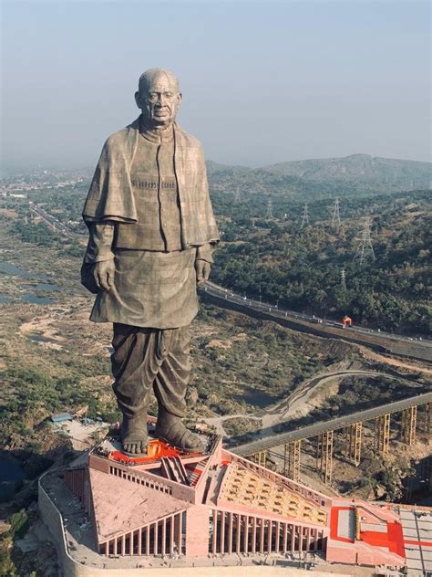 ₹2900 Cr, 3500 Workers, & Everything Else You Need To Know About The Gigangtic ‘Statue of Unity’