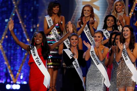 'Miss America' pageant moves from mainstream TV to streaming | Reuters