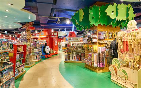 The 22 Best Toy Stores in America in 2024 (Our Picks)