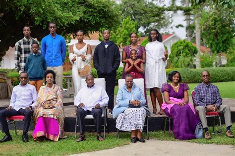 President Museveni, Family Celebrate Christmas in Rwakitura - Kyaggwe TV