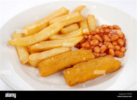 Fish fingers chips and beans Stock Photo - Alamy