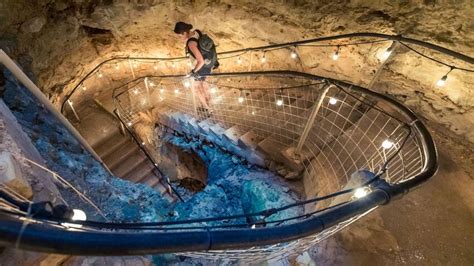 5 Central Texas Cave Tours to Beat the Heat Underground | The Discoverer