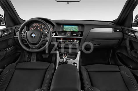 2015 BMW X3 M Sportpakket 5 Door Suv Dashboard Stockphoto | izmostock