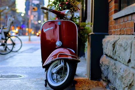 Vespa Touring Photos, Download The BEST Free Vespa Touring Stock Photos ...