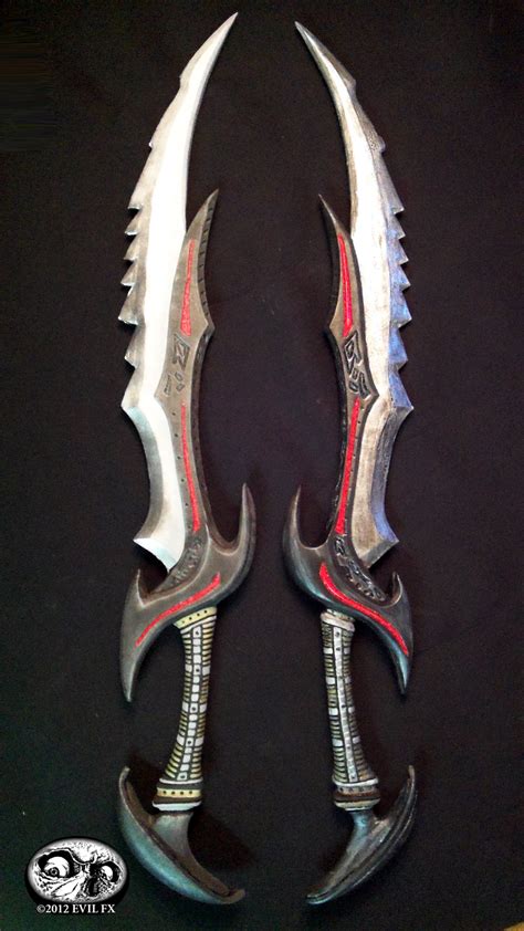 Skyrim Daedric Sword Video Game Costume Prop Weapon EVA Foam Build How To | Evil FX / BioWeapons.com