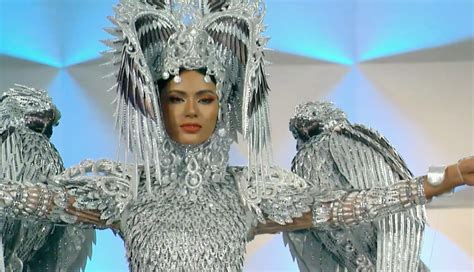 LOOK: PH's Gazini Ganados dazzles in Miss Universe 2019 national costume