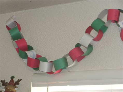 The Inspired Family Experience: Paper Chain Garland