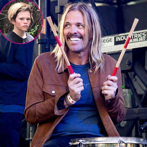 Taylor Hawkins’ Son Drums Foo Fighters Song After His Dad’s Death | Us ...